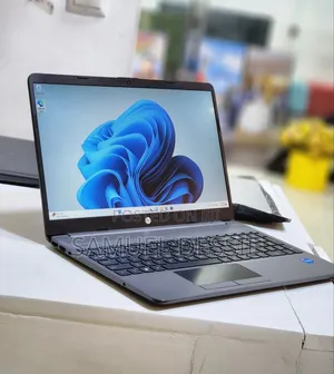 New Laptop HP Stream Notebook 16GB Intel Core I5 SSD 512GB