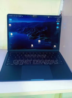 Photo - New Laptop Apple MacBook Air 8GB Apple M2 SSD 256GB