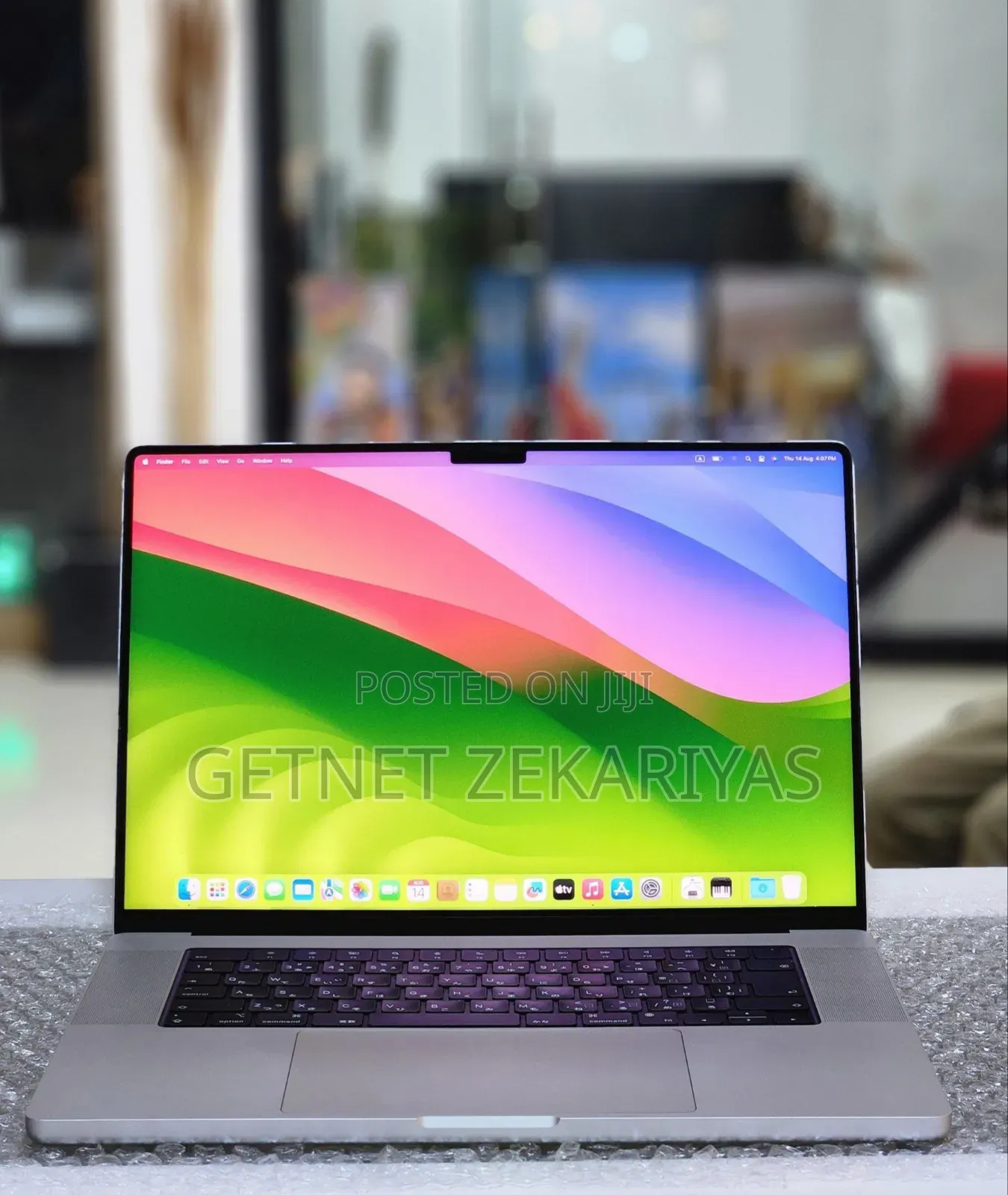 New Laptop Apple MacBook Pro 32GB Apple M1 Pro SSD 512GB