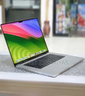 New Laptop Apple MacBook Pro 32GB Apple M1 Pro SSD 512GB
