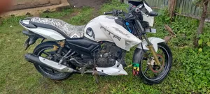Photo - TVS Apache 180 RTR 2017 White