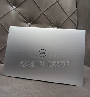New Laptop Dell XPS 13 9370 8GB Intel Core I5 SSD 512GB