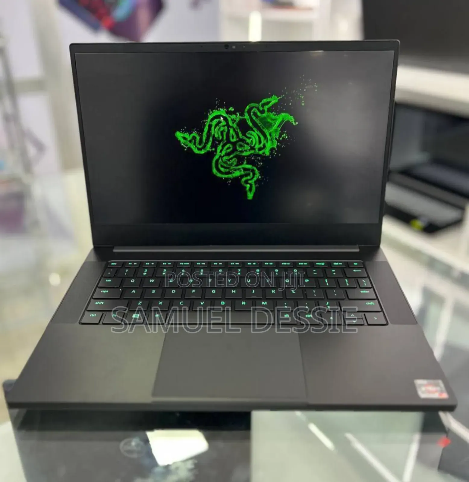 New Laptop Razer Blade 16GB AMD Ryzen 9 SSD 1T