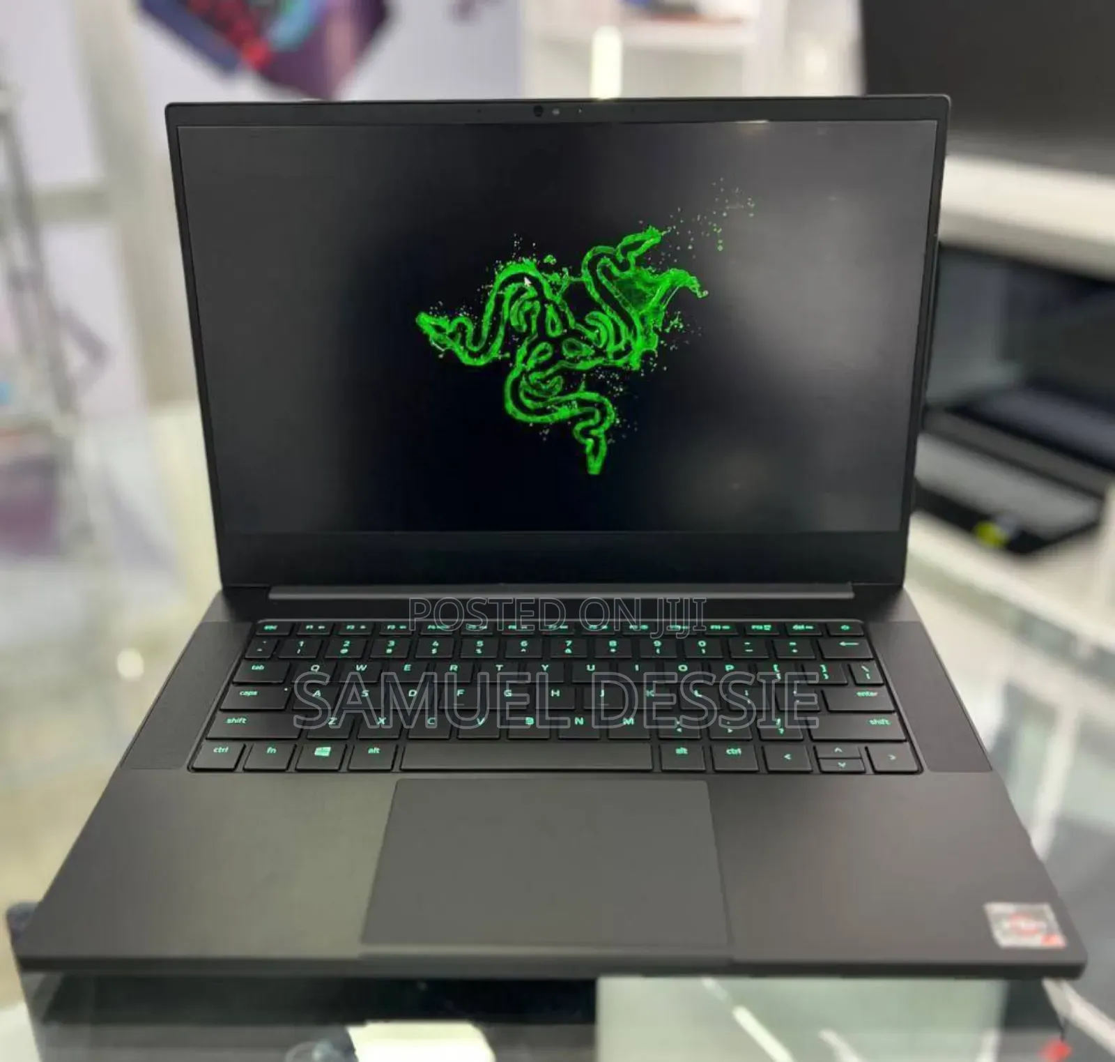 New Laptop Razer Blade 16GB AMD Ryzen 9 SSD 1T
