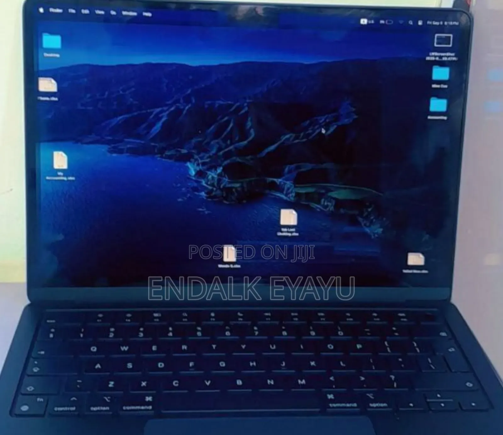 New Laptop Apple MacBook Air 2022 M2 8GB Apple M2 SSD 256GB