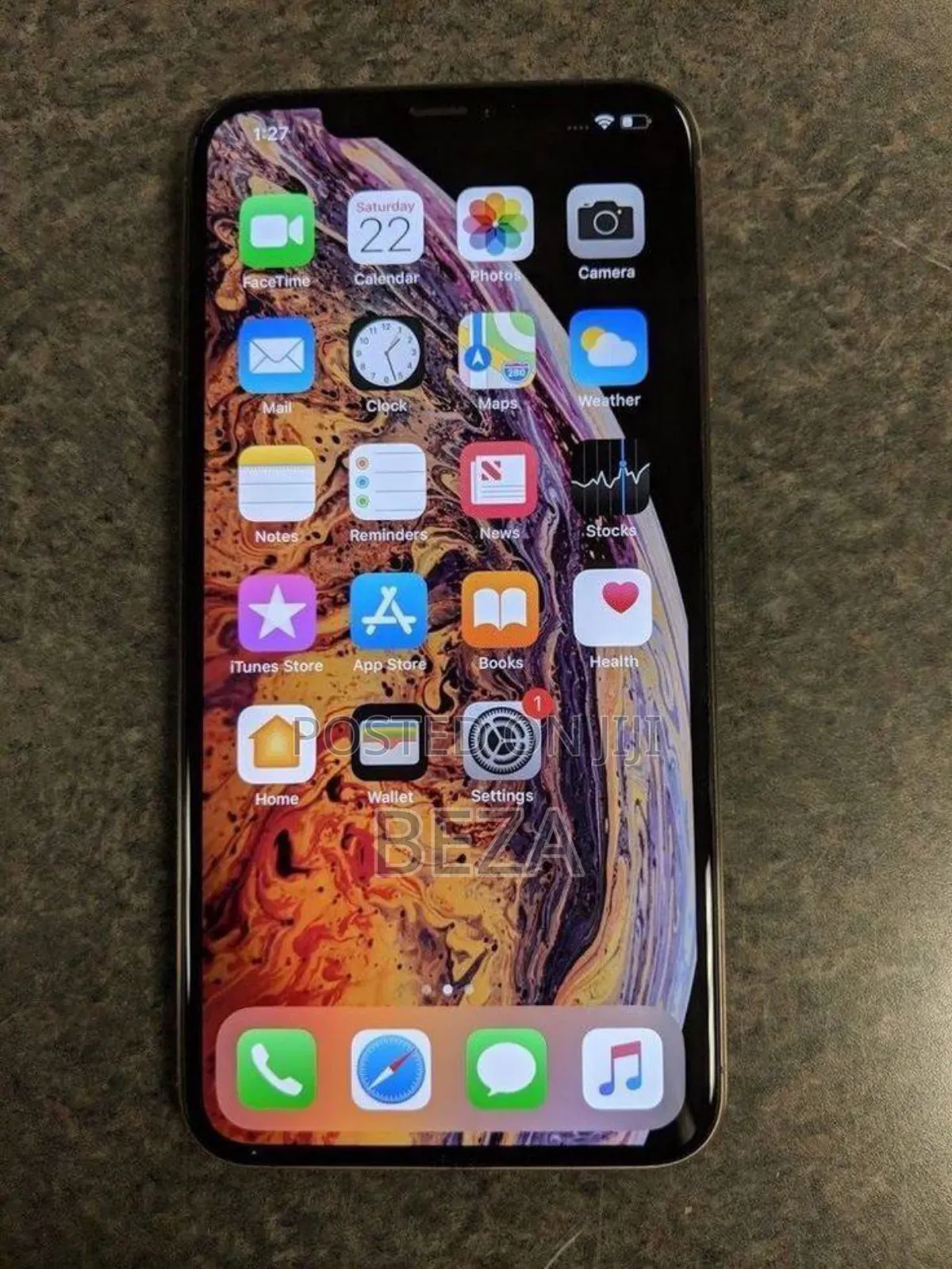 New Apple iPhone XS Max 64 GB Gold