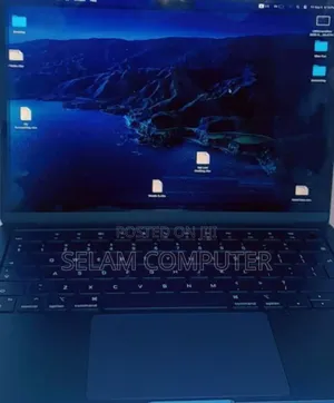 Photo - New Laptop Apple MacBook Air 2022 M2 8GB Intel Core M2 SSD 256GB