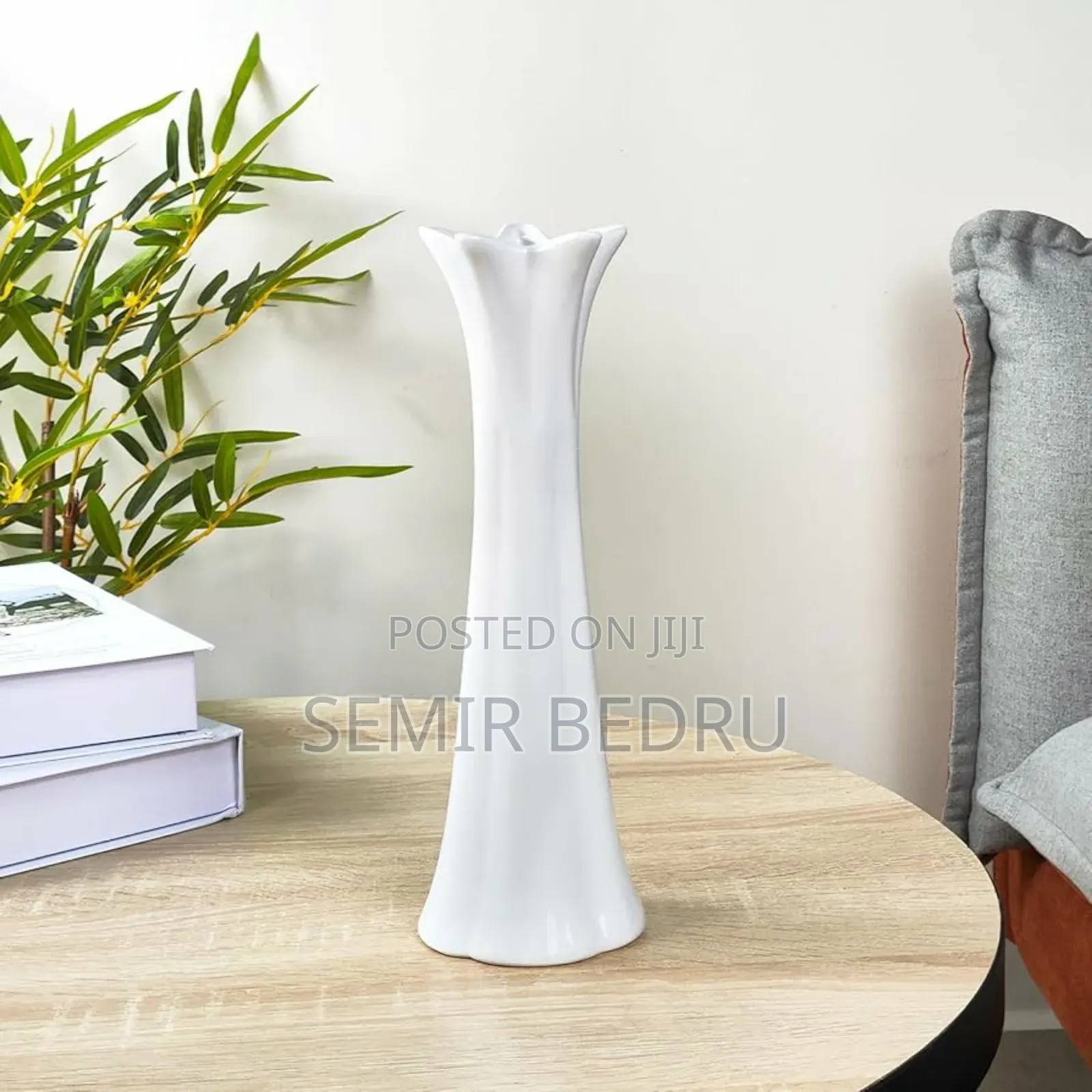 Single Flower Vase