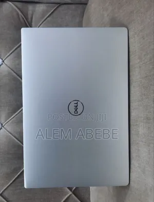 New Laptop Dell XPS 13 9370 8GB Intel Core I5 SSD 512GB