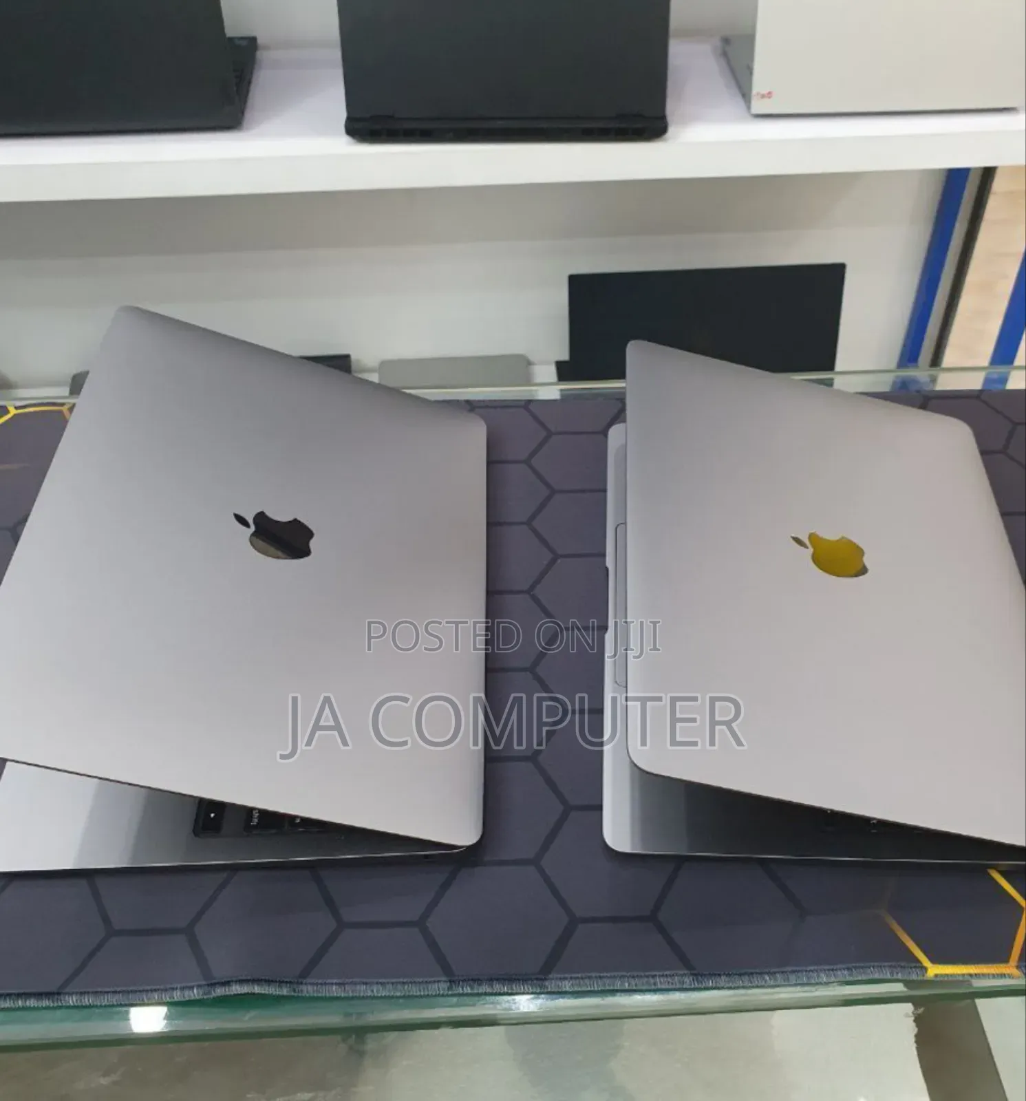 New Laptop Apple MacBook Air 2020 M1 16GB Apple M1 SSD 256GB