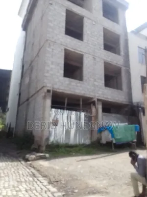 3bdrm Townhouse/Terrace in ለቡ ጋርመንት, Nifas Silk-Lafto for sale
