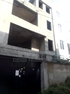 3bdrm Townhouse/Terrace in ለቡ ጋርመንት, Nifas Silk-Lafto for sale