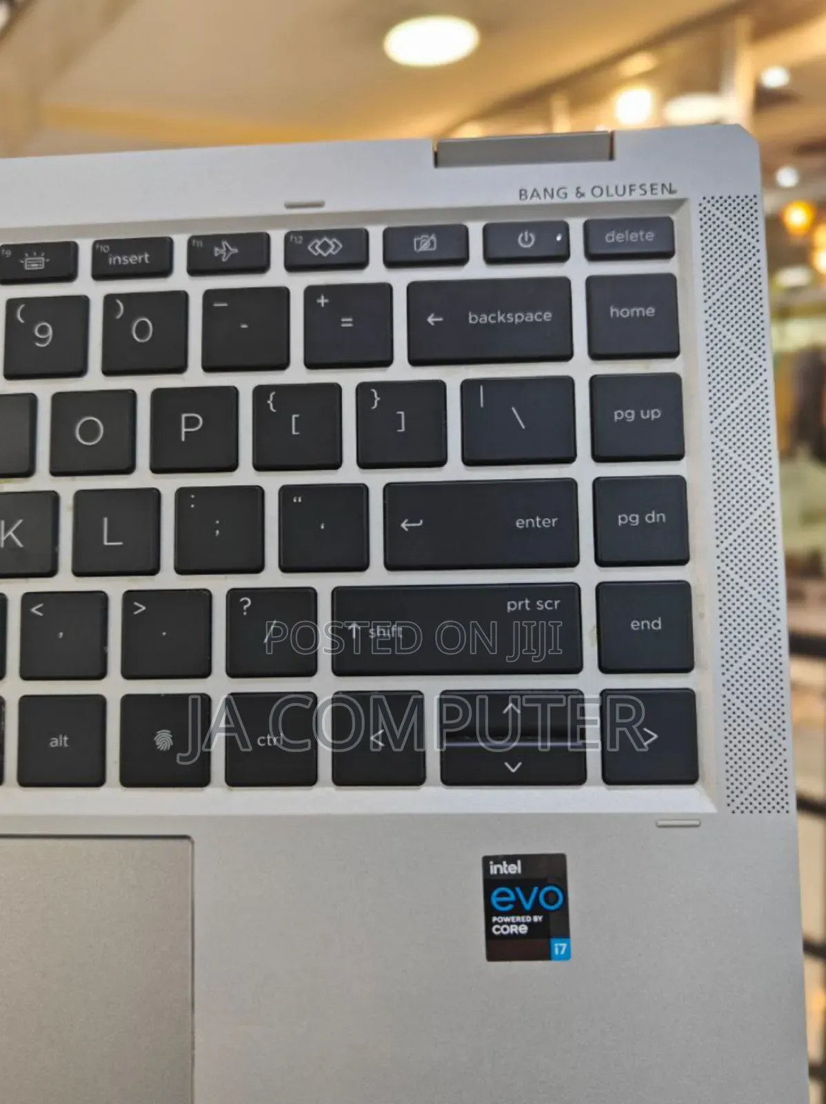 New Laptop HP EliteBook 1040 G8 16GB Intel Core I7 SSD 512GB