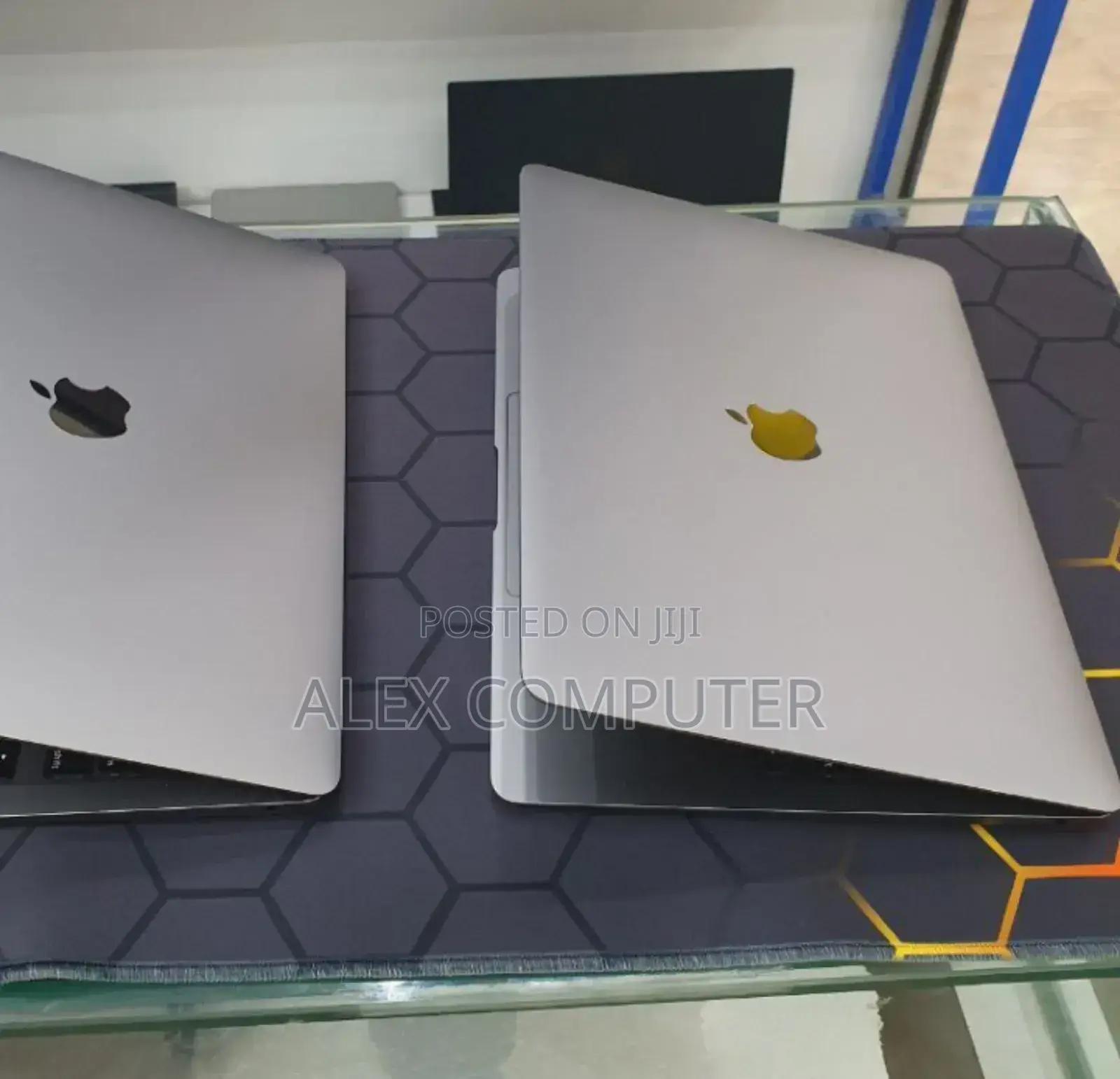 New Laptop Apple MacBook Air 2020 M1 16GB Apple M1 SSD 256GB