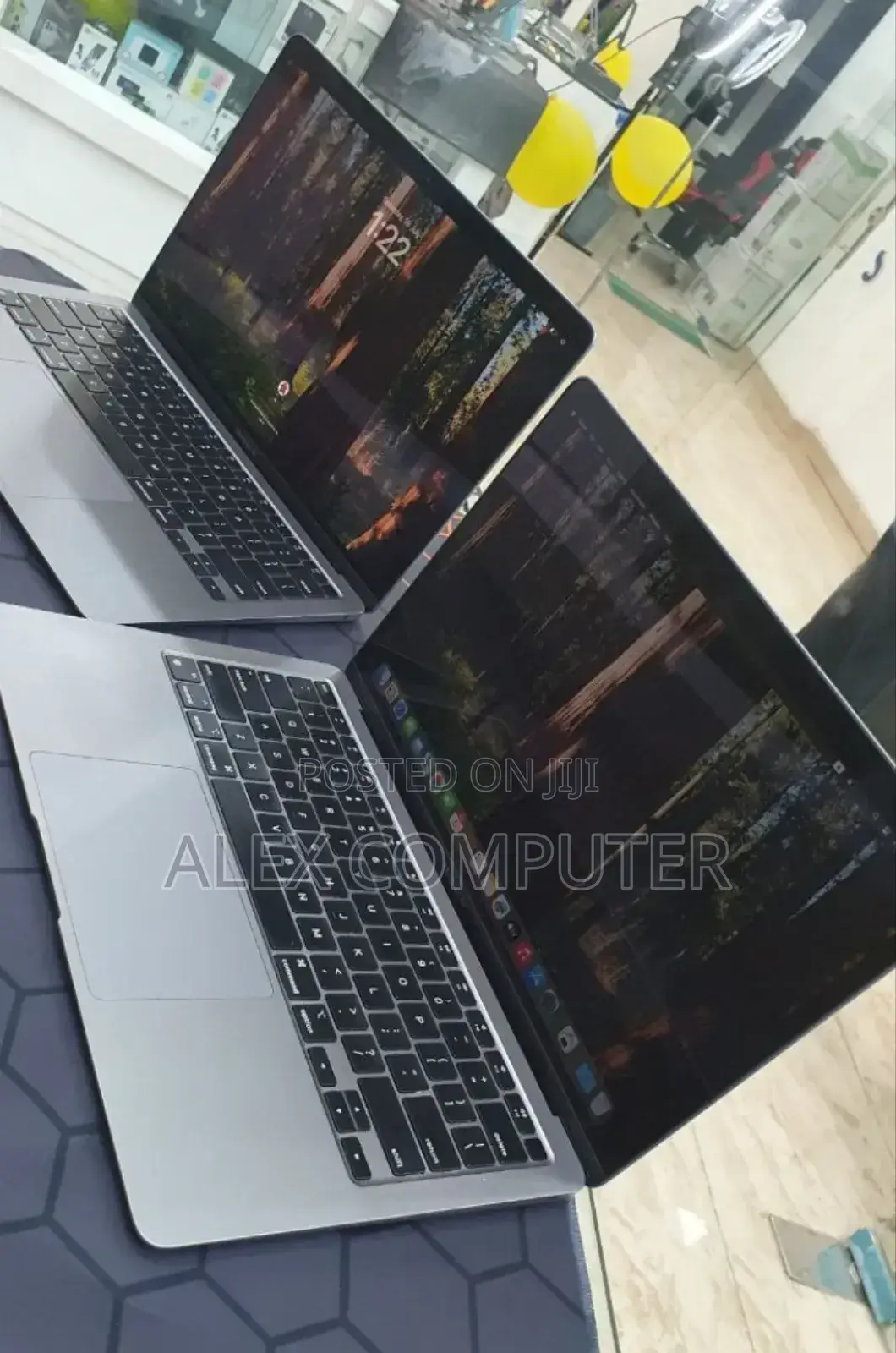 New Laptop Apple MacBook Air 2020 M1 16GB Apple M1 SSD 256GB