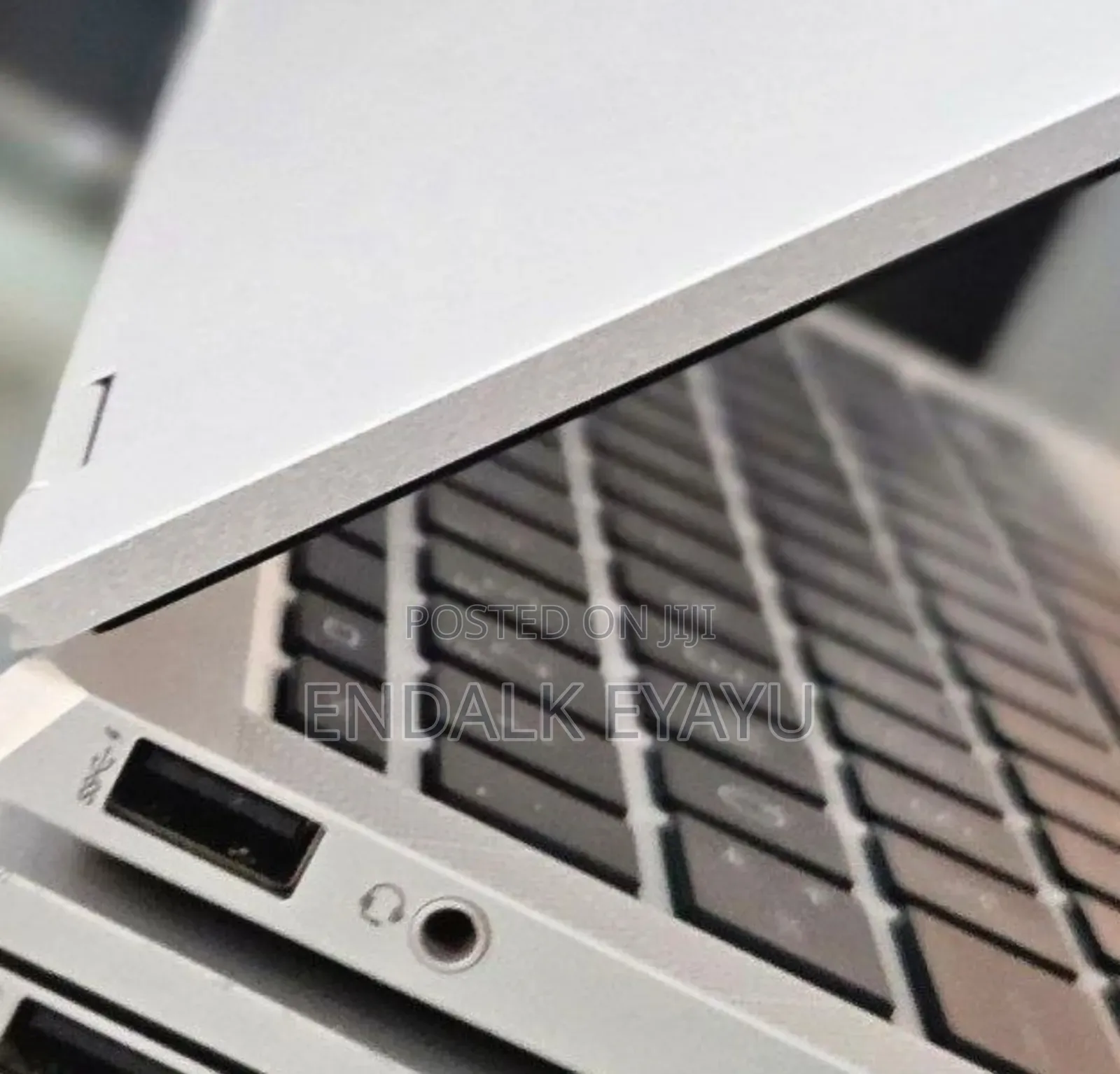 New Laptop HP EliteBook 1040 G8 16GB Intel Core I7 SSD 512GB