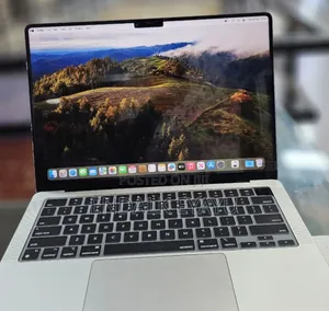 New Laptop Apple MacBook 8GB Apple M3 Pro SSD 512GB