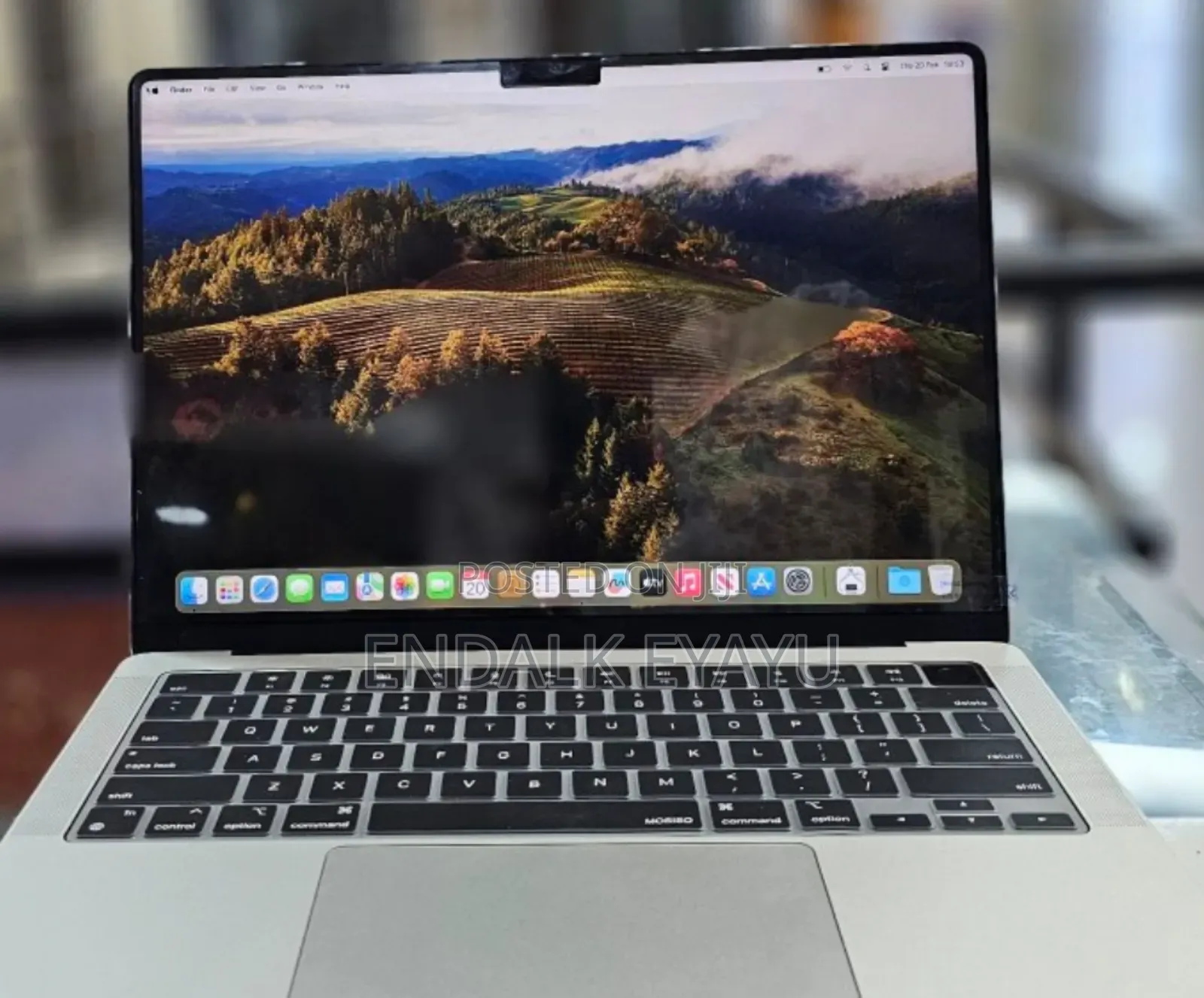 New Laptop Apple MacBook 8GB Apple M3 Pro SSD 512GB