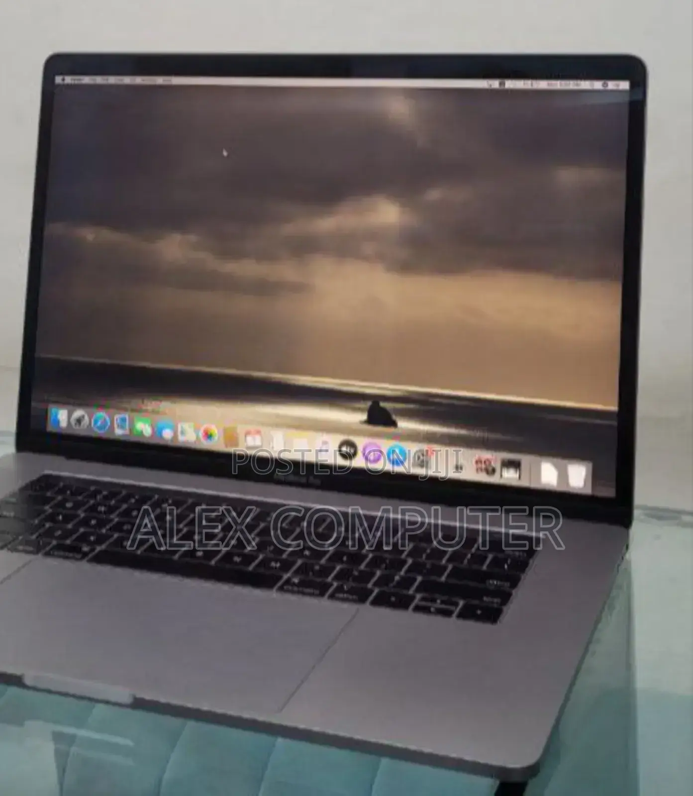 New Laptop Apple MacBook Pro 2019 32GB Intel Core I9 SSD 1T