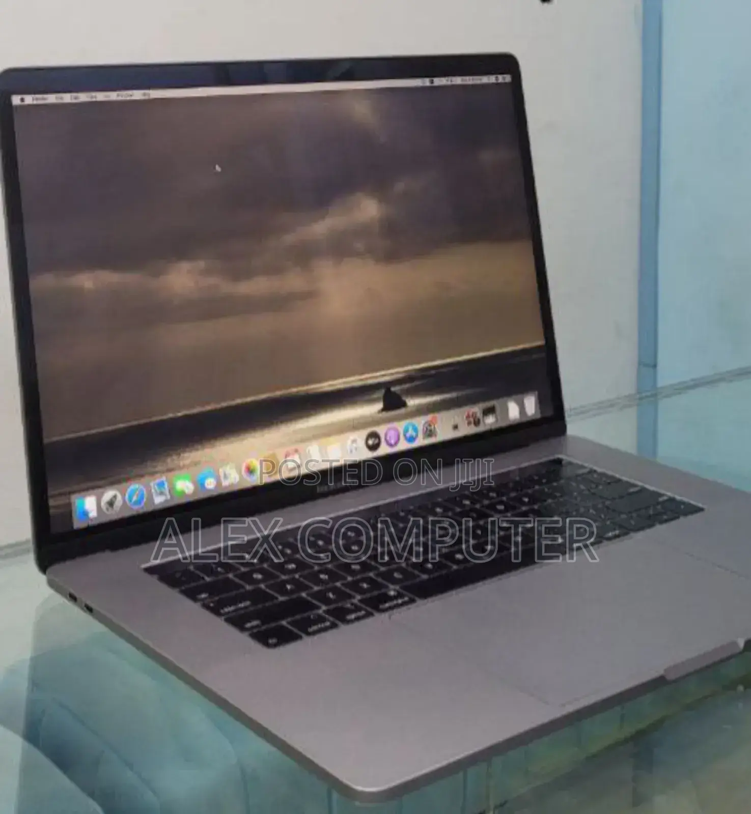 New Laptop Apple MacBook Pro 2019 32GB Intel Core I9 SSD 1T