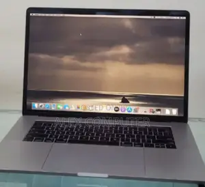 New Laptop Apple MacBook Pro 2019 32GB Intel Core I9 SSD 1T