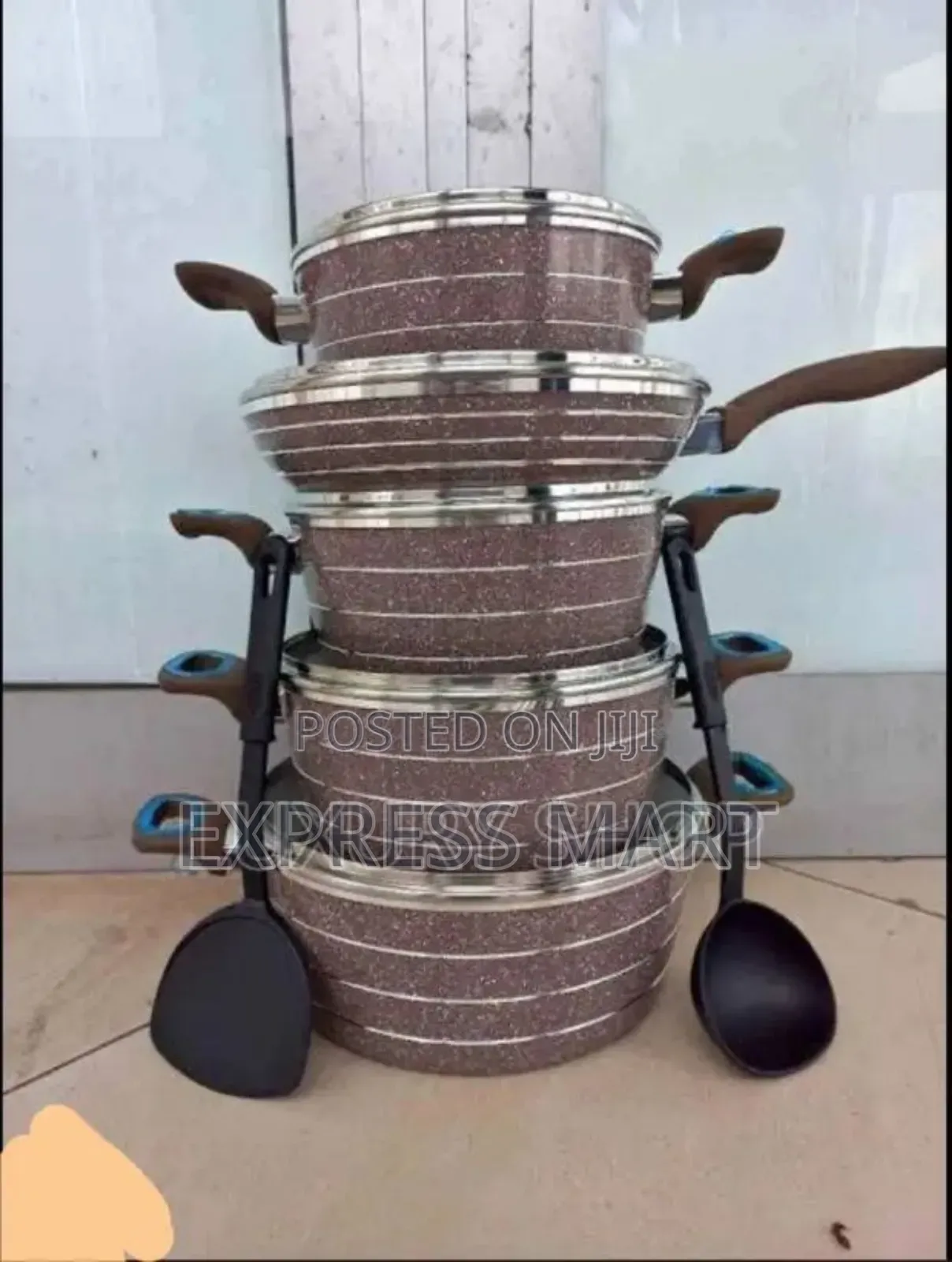 Momcoc Non Stick Cookware