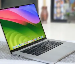 New Laptop Apple MacBook Pro 2019 16GB Apple M1 SSD 512GB