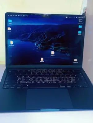 New Laptop Apple MacBook Air 2022 M2 8GB Apple M2 SSD 256GB