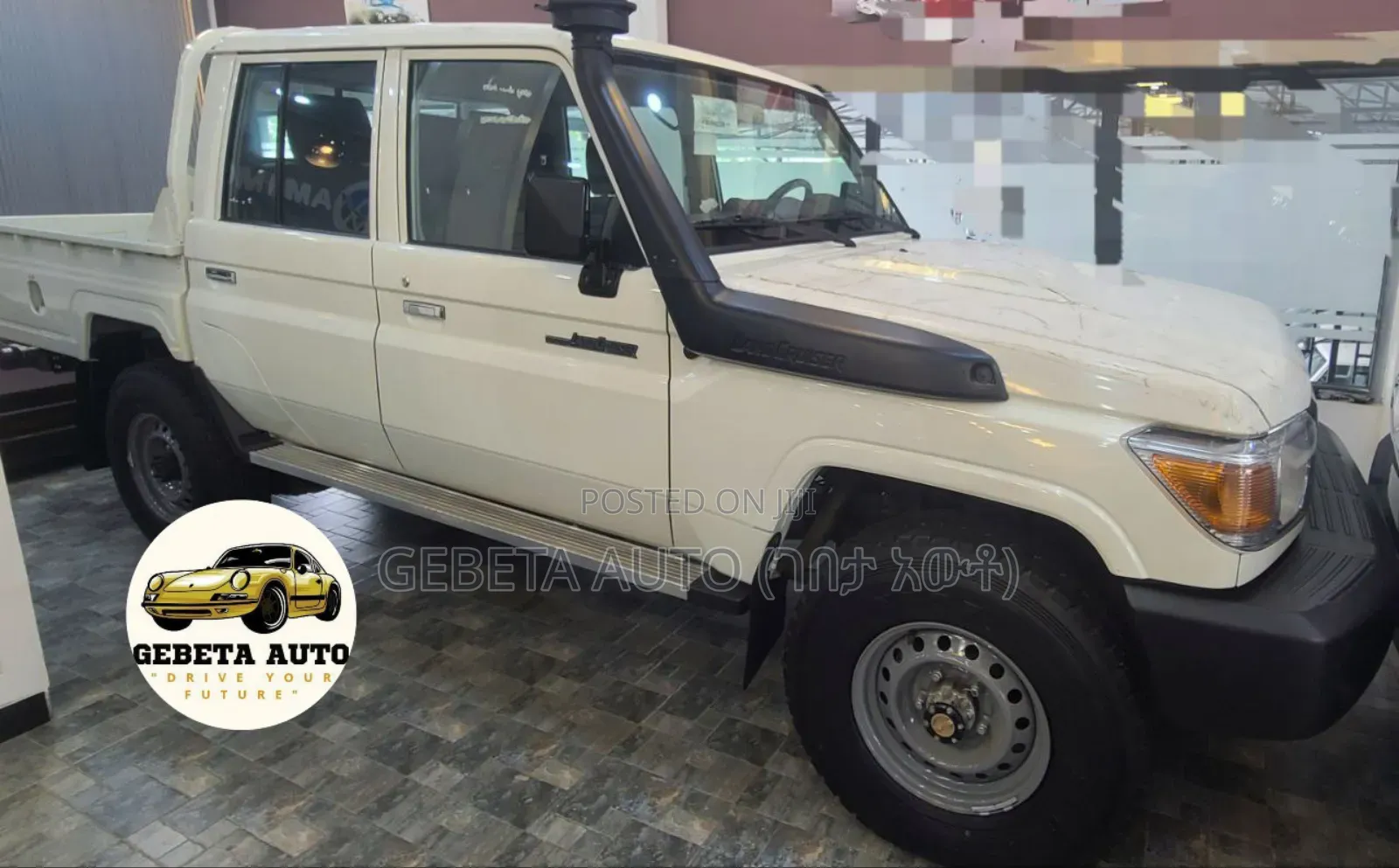 Toyota Land Cruiser 2022 White