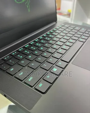 New Laptop Razer Blade 16GB Intel Core Ultra 9 SSD 1T