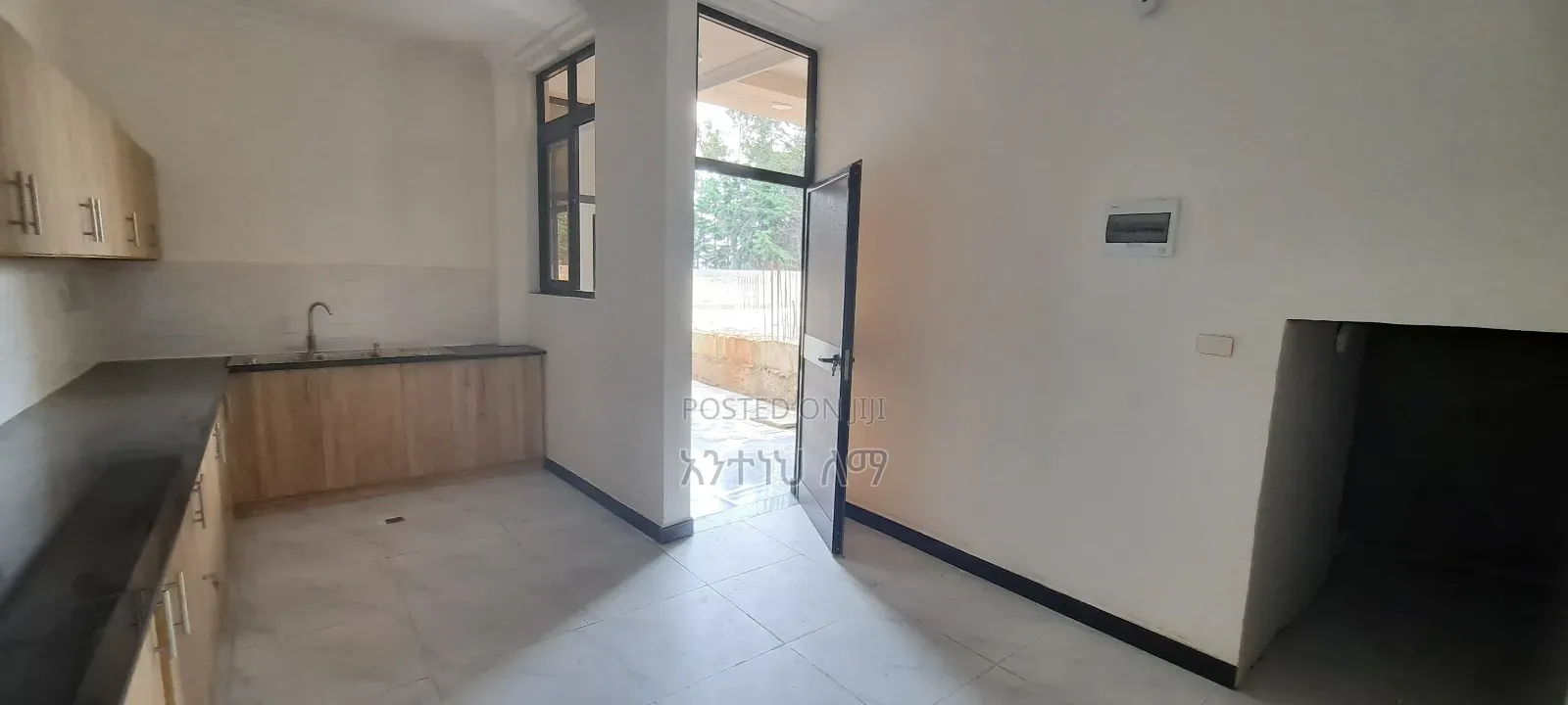 2bdrm House in Kolfe Keranio for rent