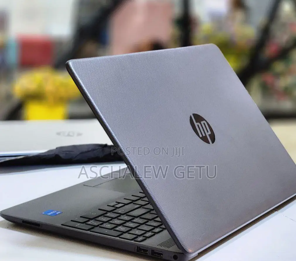 New Laptop HP Stream Notebook 16GB Intel Core I5 SSD 512GB
