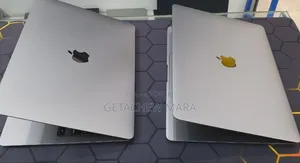 Photo - New Laptop Apple MacBook Pro M1 4GB Intel SSD 256GB