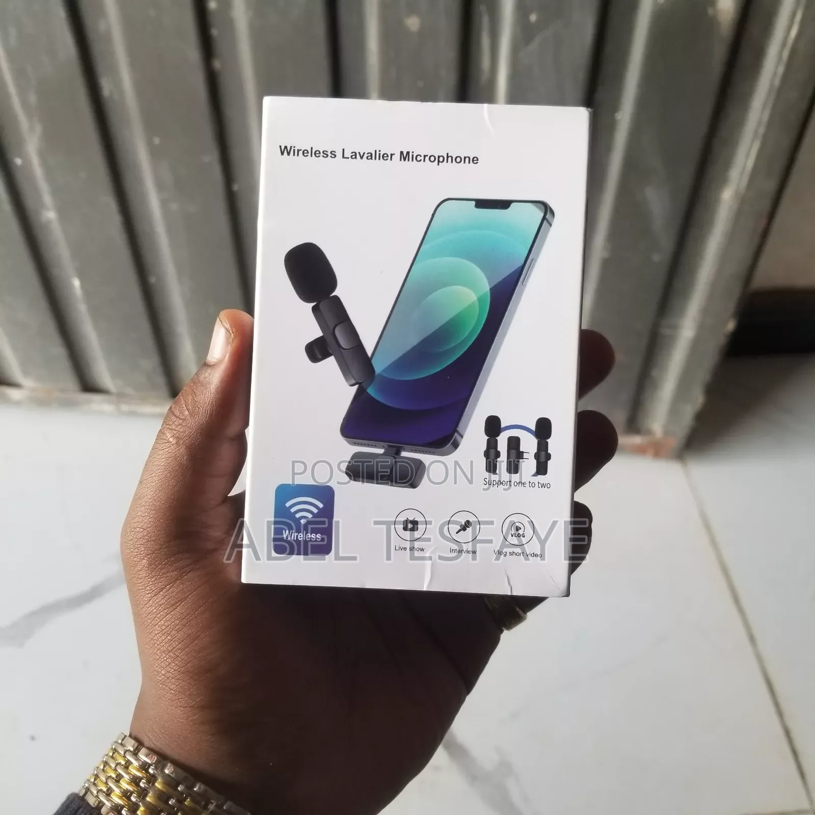 Lavalir Wairless Microphone