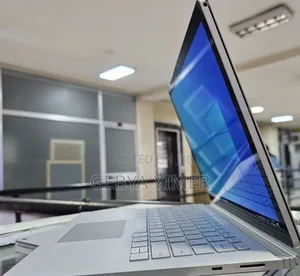 New Laptop Microsoft Surface 16GB Intel Core I7 SSD 256GB