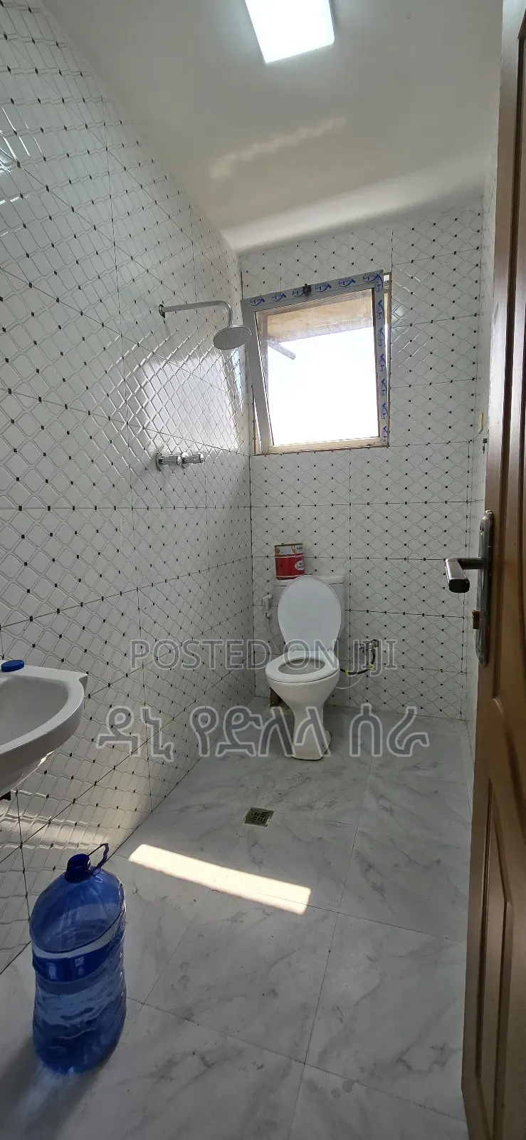 Furnished 2bdrm Apartment in አዲስ አበባ, Bole for sale