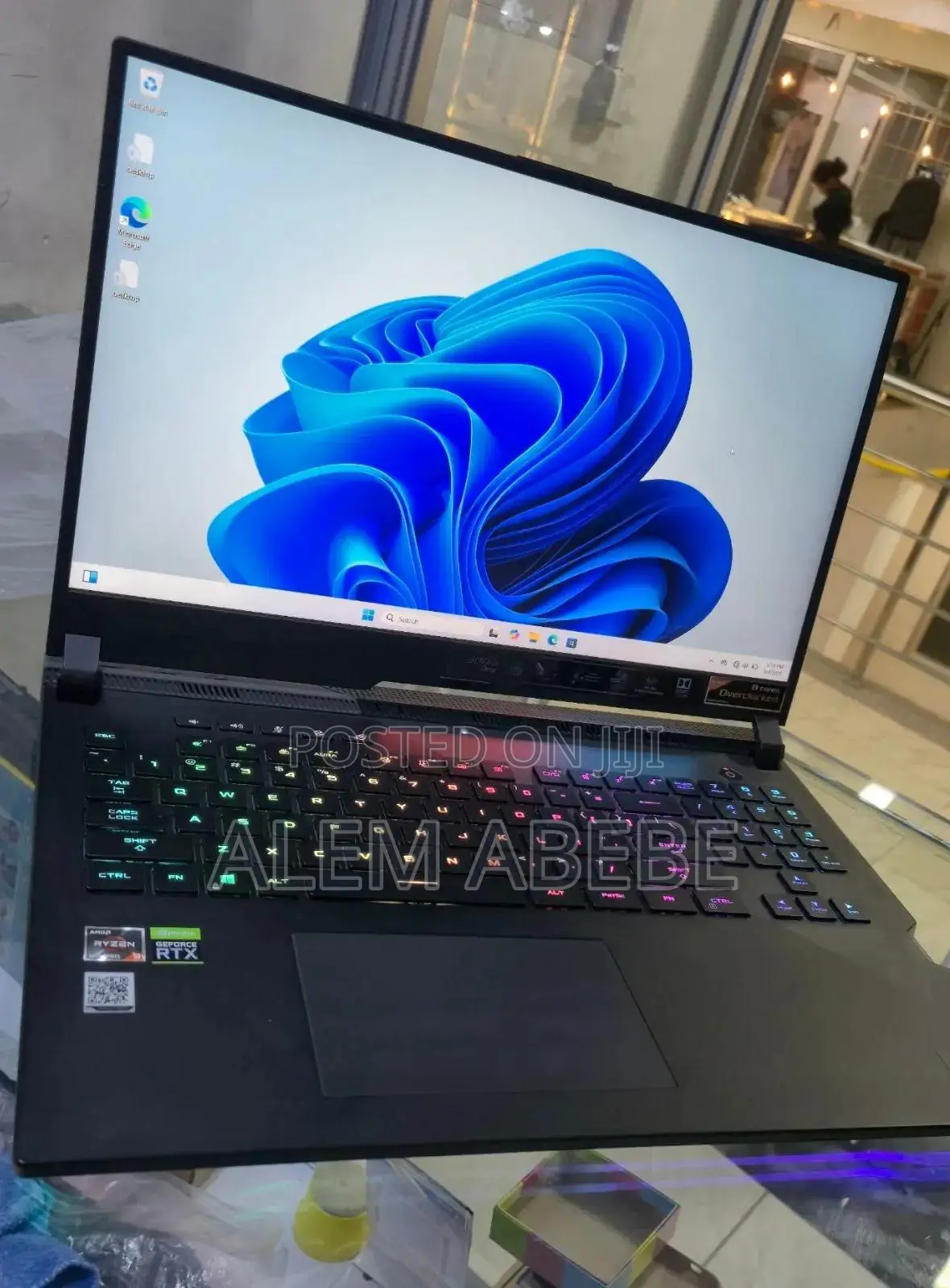 New Laptop Asus ROG Strix G731G 32GB AMD Ryzen 9 SSD 1T