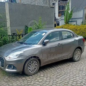 Photo - Suzuki Dzire 2021 Silver
