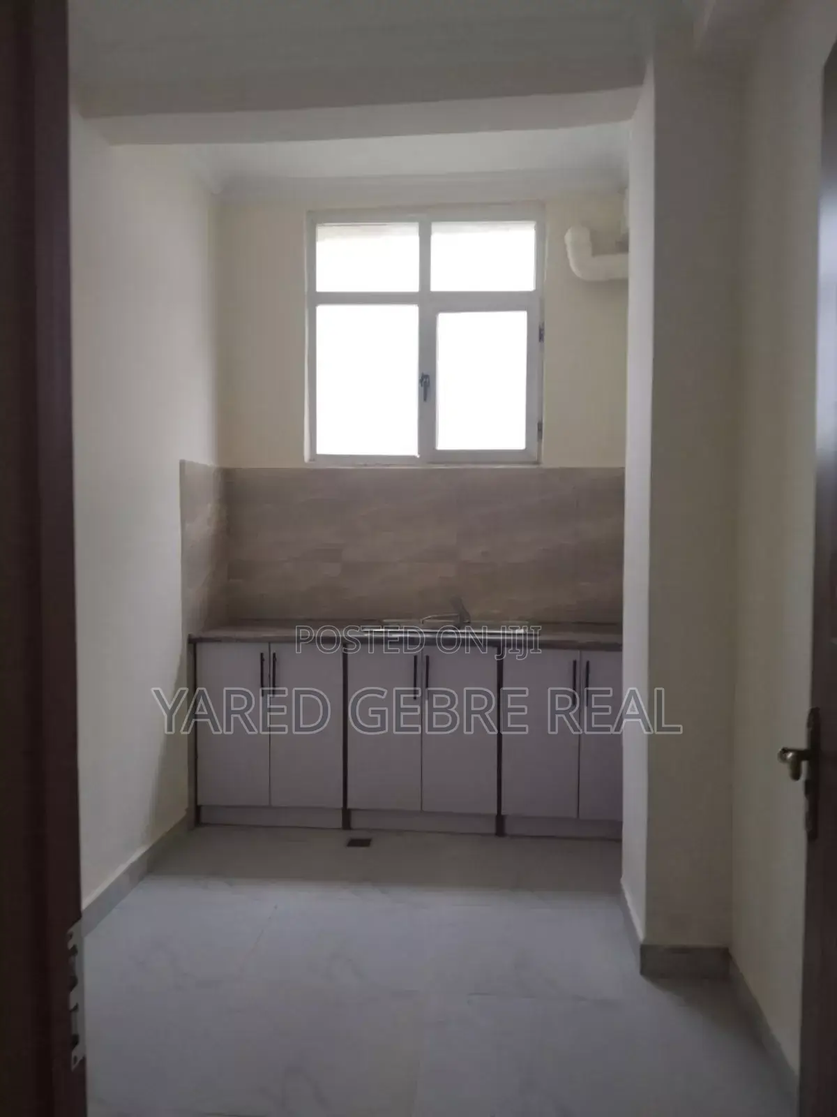 Furnished 3bdrm Apartment in 👉አያት Et-Village ወይም, Yeka for sale
