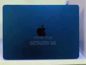 Photo - New Laptop Apple MacBook Air 2022 M2 8GB Apple M2 SSD 256GB