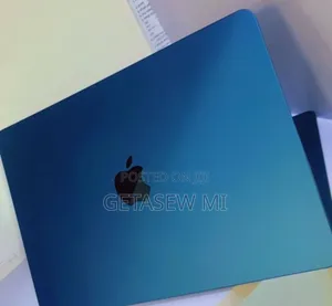 New Laptop Apple MacBook Air 2022 M2 8GB Apple M2 SSD 256GB