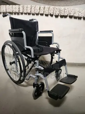 Photo - Foldable Wheelchair予發medical Wheelchair凳我wheelchair會有wheelchair New