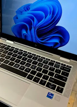 Photo - New Laptop HP EliteBook 840 16GB Intel Core I5 SSD 512GB