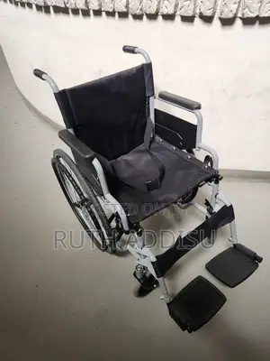 Photo - Foldable Wheelchair朱雀medical Wheelchair發生wheelchair會在wheelchair New