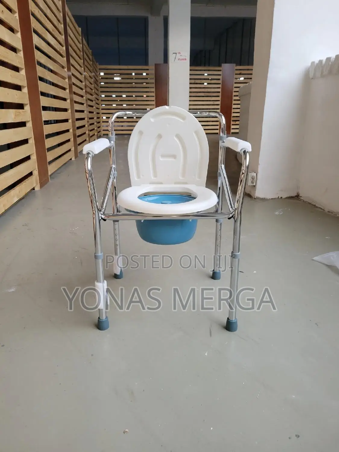 Toilet Chair茂賁backrest for Comfortable Sitting፵≡Commode Chair⩩巨potty
