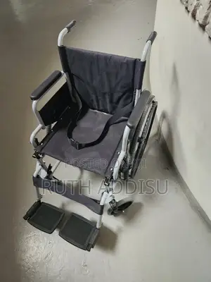 Photo - Foldable Wheelchair會員wheelchair拔萃wheelchair捕手wheelchair短期wheelchair