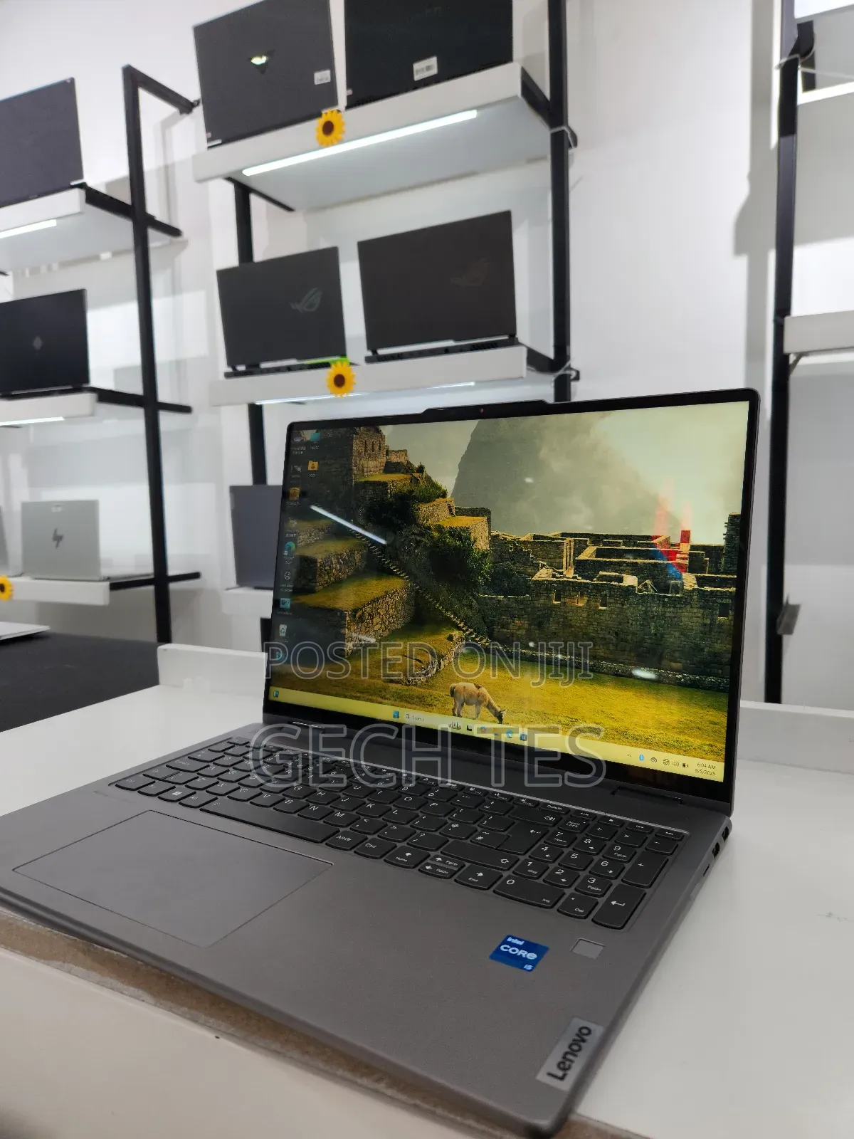 New Laptop Lenovo Yoga 7 15ITL5 16GB Intel Core I5 SSD 512GB