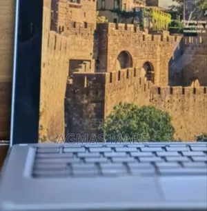 New Laptop HP Elite X2 1012 8GB Intel Core I5 SSD 256GB