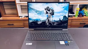New Laptop HP Victus 15 16GB Intel Core I7 SSD 512GB