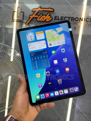 Photo - Apple iPad Pro 128 GB Gray